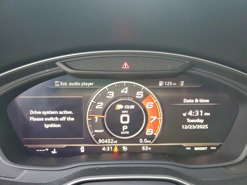 Фото 9 - AUDI SQ5