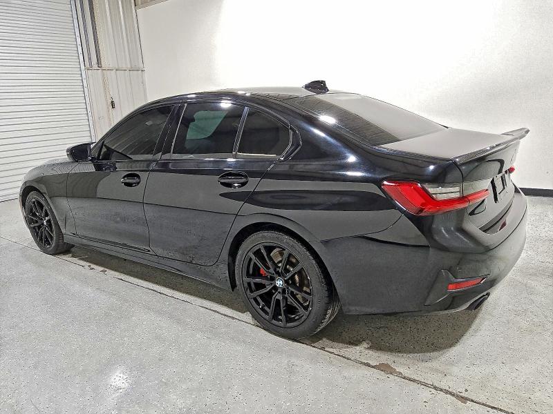 Фото 2 - BMW 3 SERIES