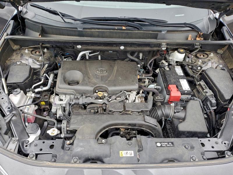 Фото 12 - TOYOTA RAV4