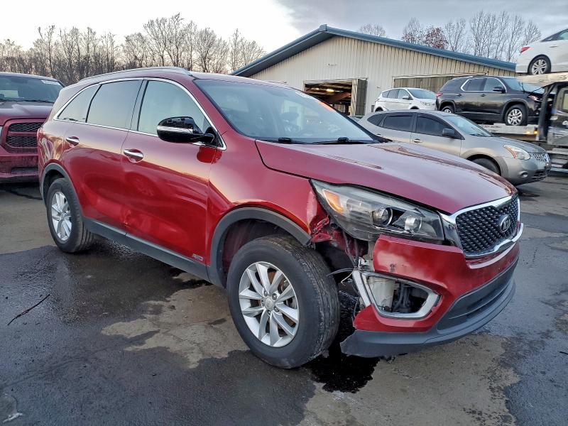 Фото 4 - KIA SORENTO