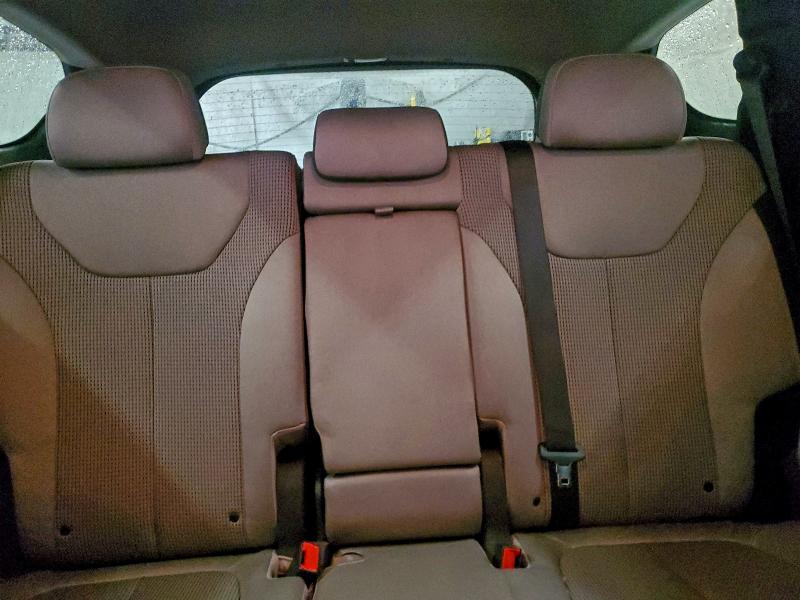 Фото 10 - HYUNDAI SANTA FE