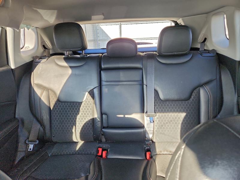 Фото 10 - JEEP COMPASS