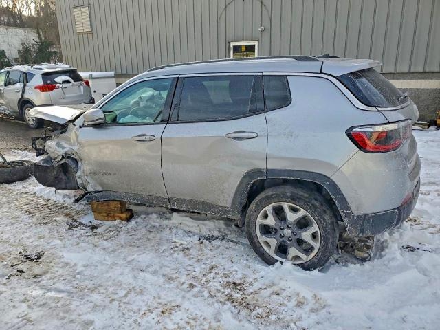 Фото 2 - JEEP COMPASS