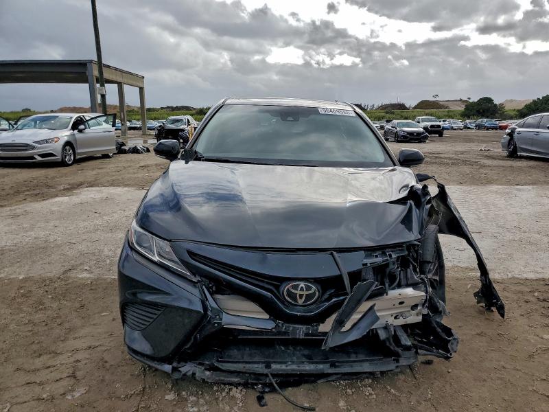 Фото 5 - TOYOTA CAMRY