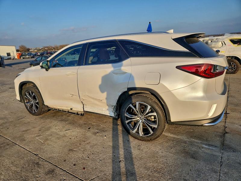 Фото 2 - LEXUS RX350