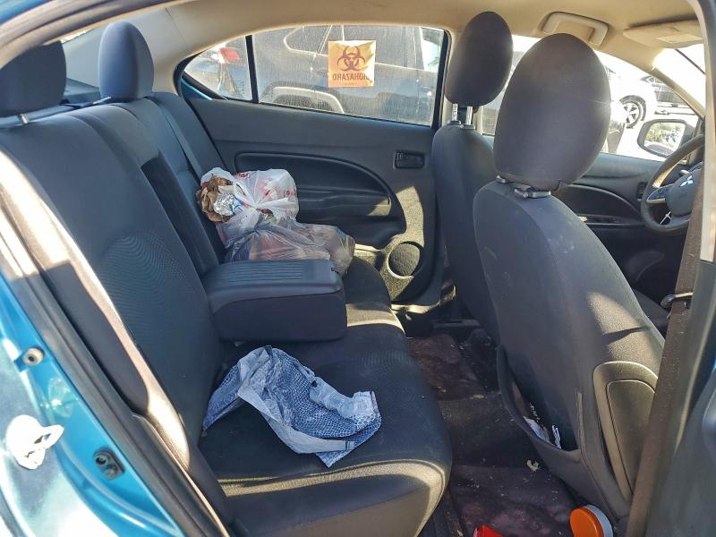 Фото 10 - MITSUBISHI MIRAGE