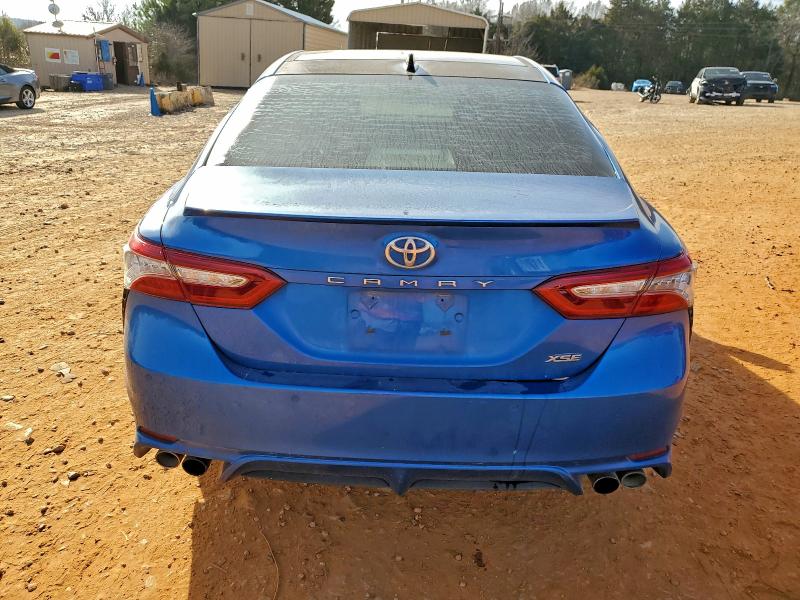 Фото 6 - TOYOTA CAMRY