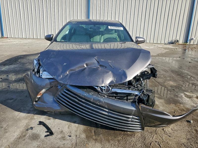Фото 5 - TOYOTA CAMRY