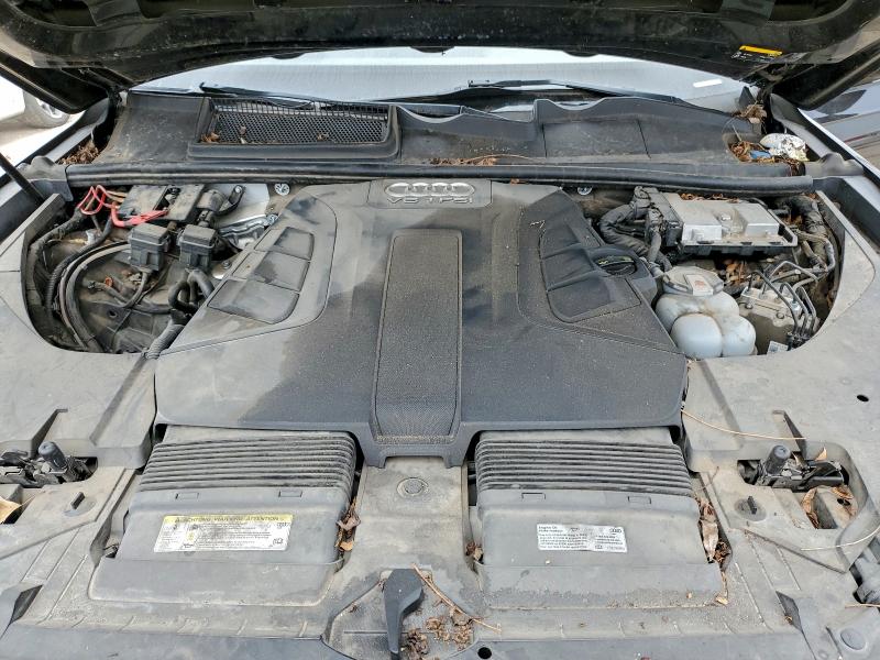 Фото 11 - AUDI Q7