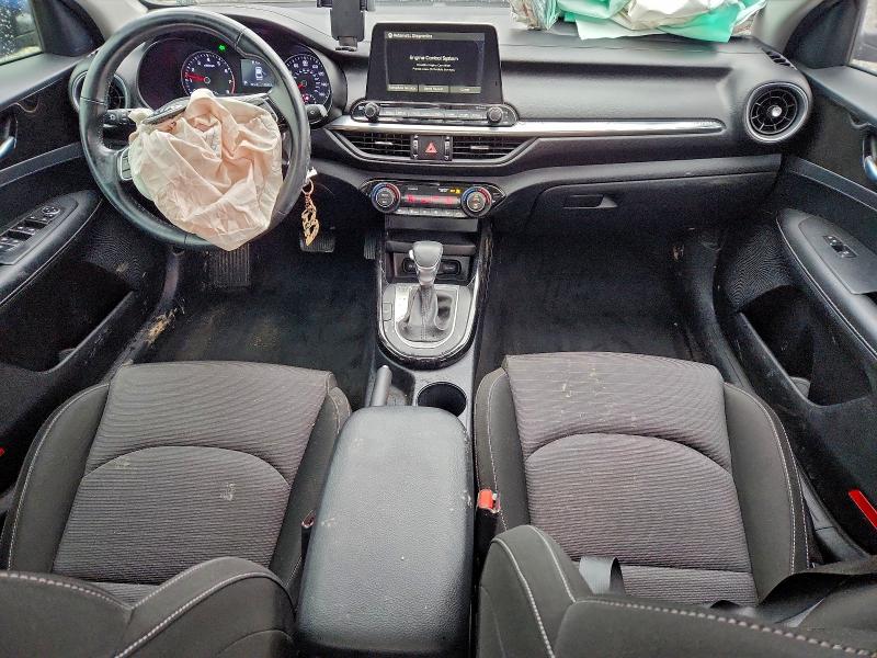 Фото 8 - KIA FORTE