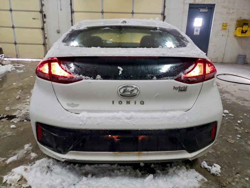 Фото 6 - HYUNDAI IONIQ