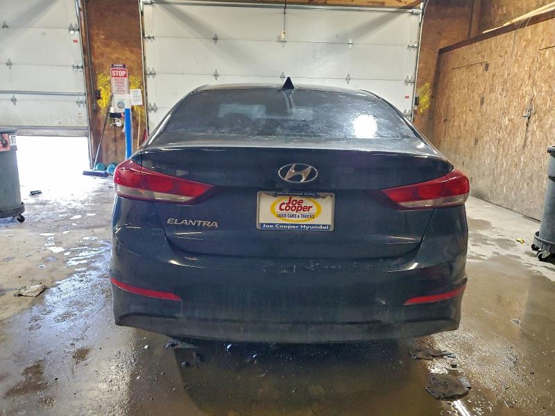 Фото 6 - HYUNDAI ELANTRA