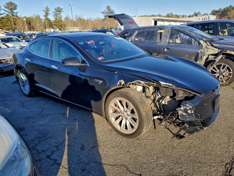 Фото 4 - TESLA MODEL S