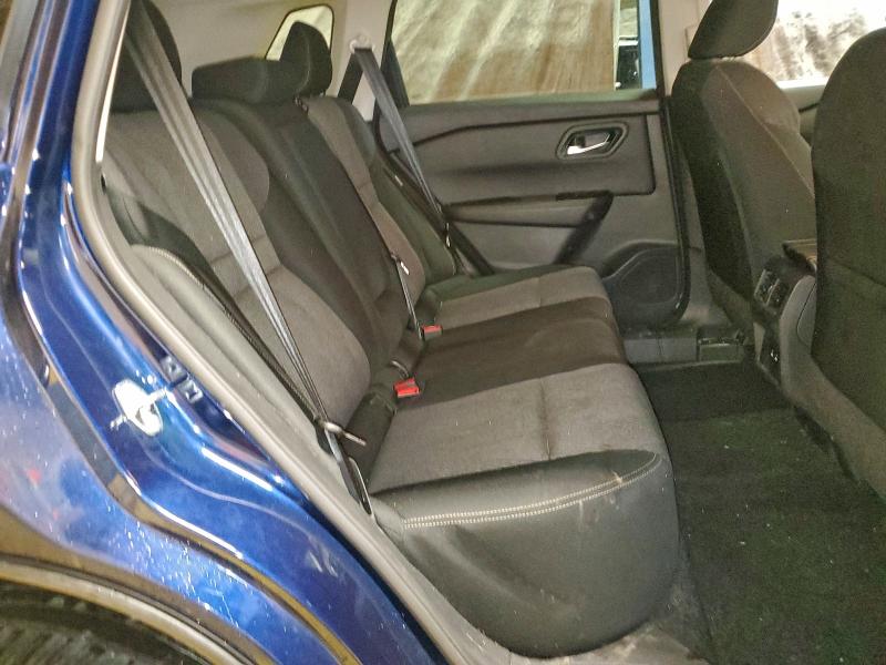 Фото 11 - NISSAN ROGUE