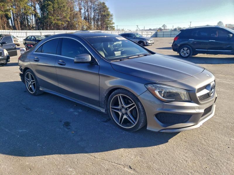 Фото 4 - MERCEDES-BENZ CLA-CLASS