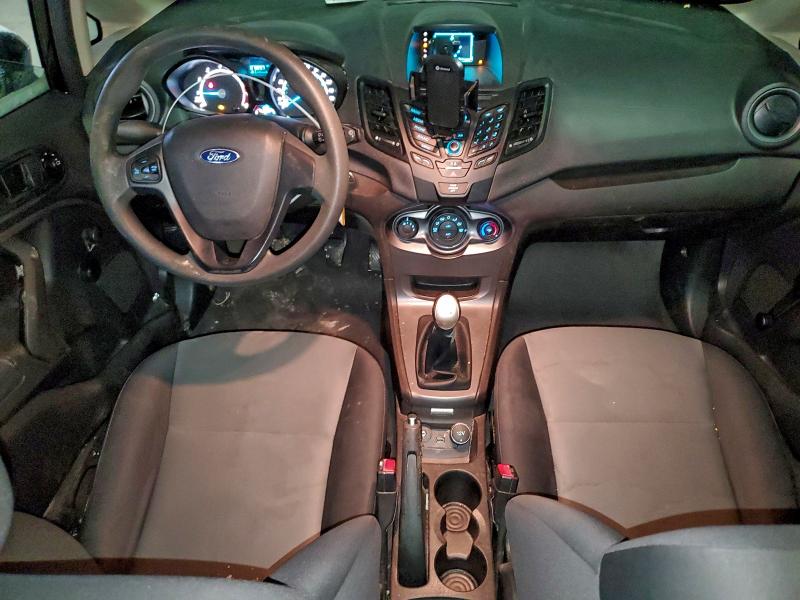 Фото 8 - FORD FIESTA