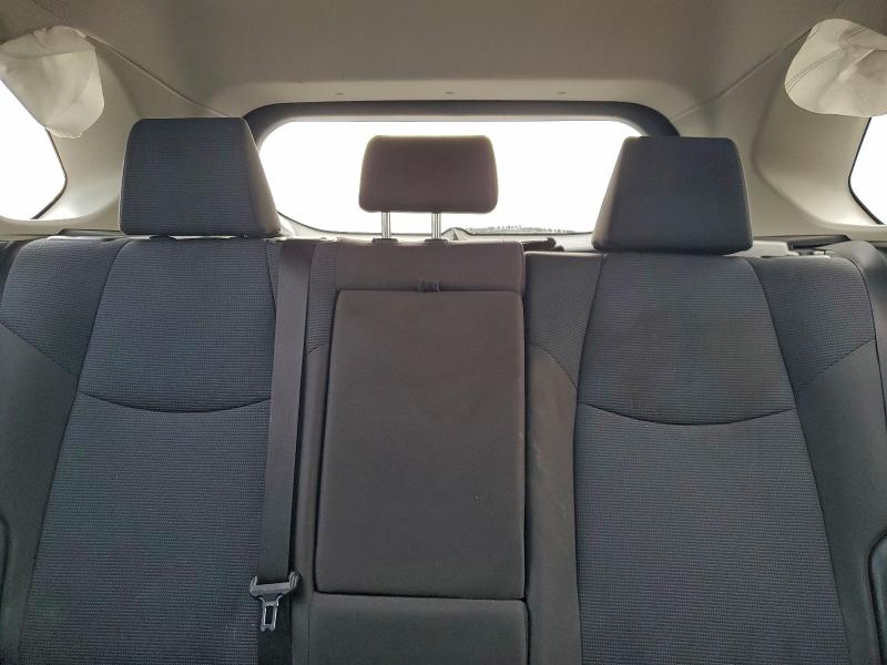 Фото 10 - TOYOTA RAV4