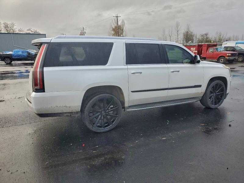 Фото 3 - CADILLAC ESCALADE