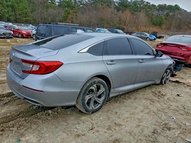 Фото 3 - HONDA ACCORD