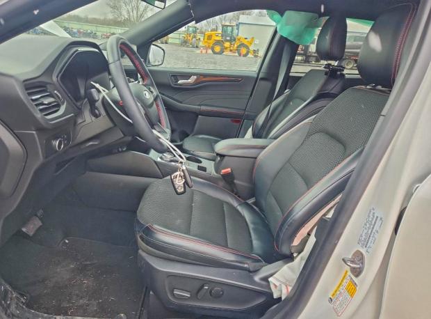 Фото 7 - FORD ESCAPE ST