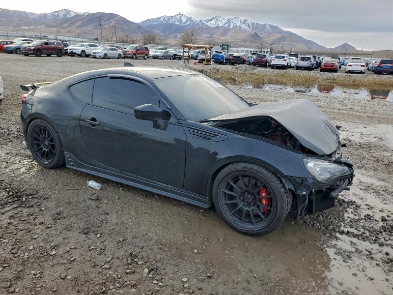 Фото 4 - SUBARU BRZ