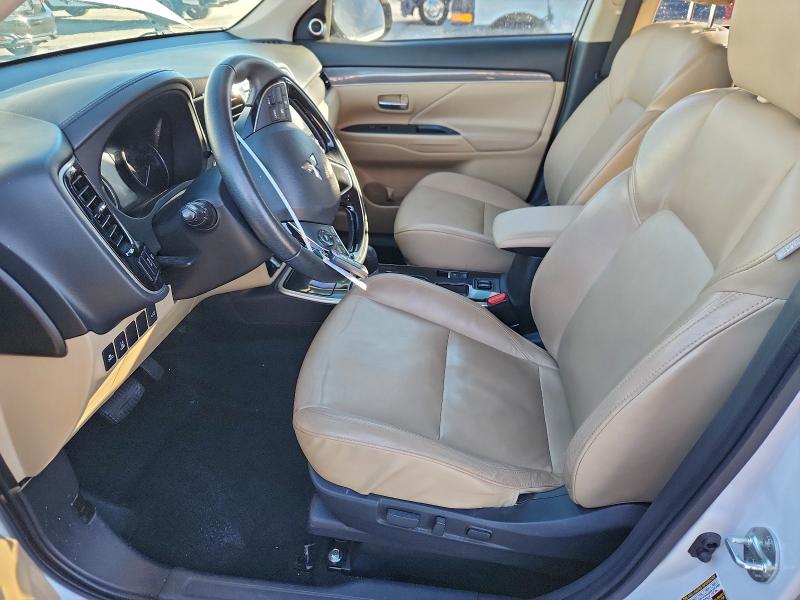 Фото 7 - MITSUBISHI OUTLANDER