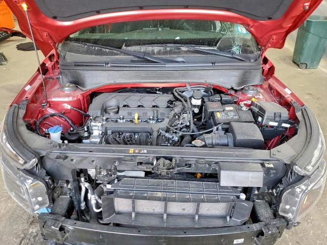 Фото 12 - HYUNDAI VENUE