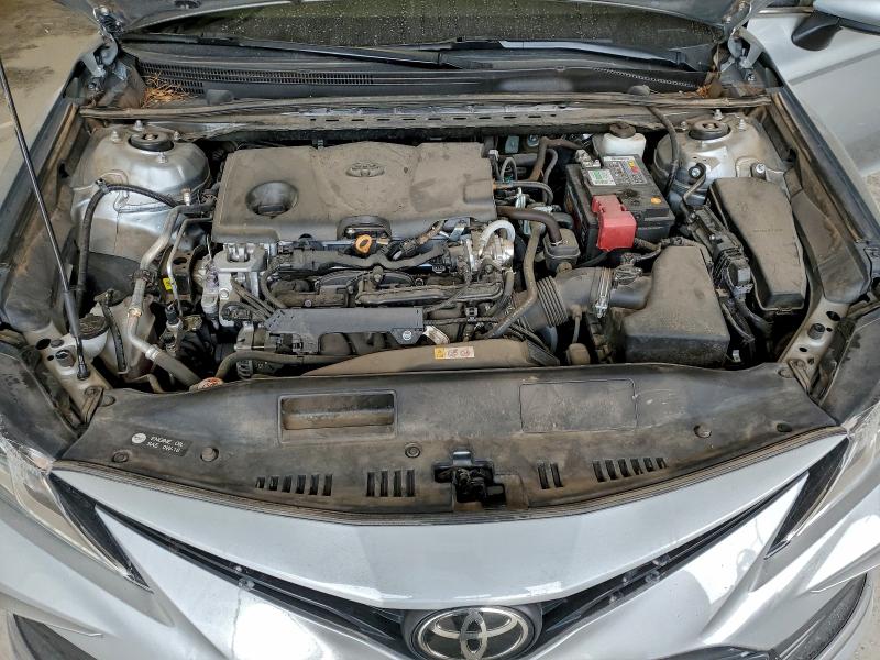 Фото 11 - TOYOTA CAMRY