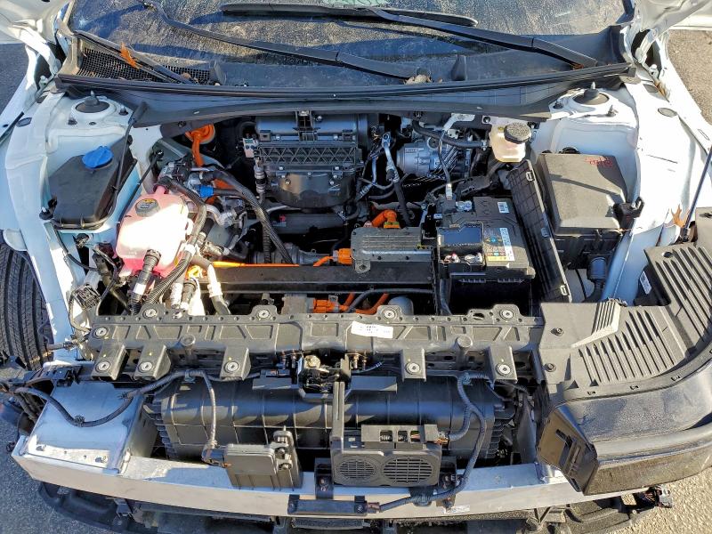 Фото 12 - HYUNDAI IONIQ