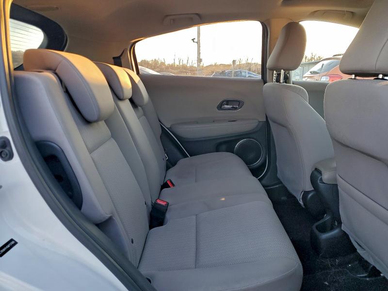 Фото 11 - HONDA HR-V