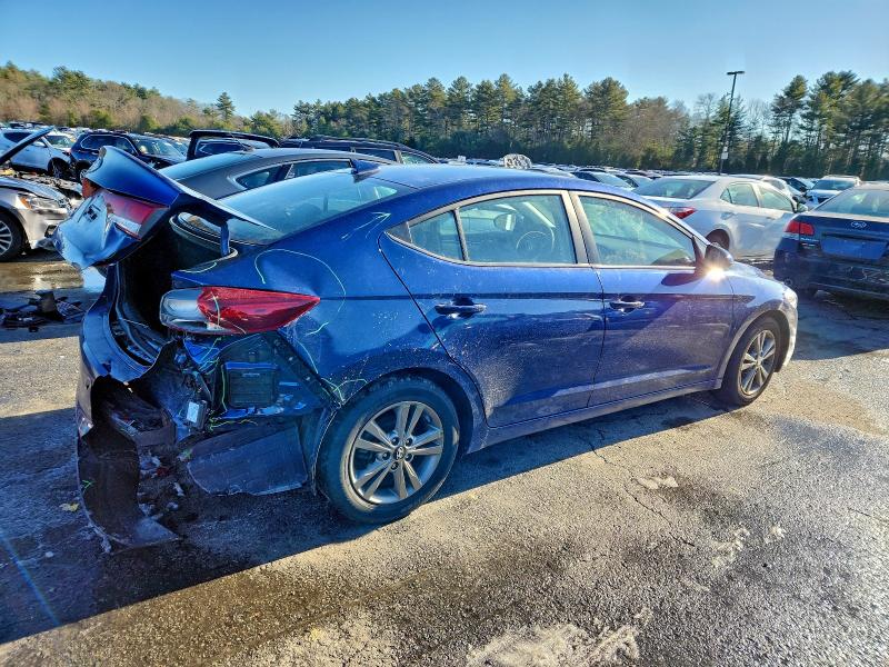 Фото 3 - HYUNDAI ELANTRA