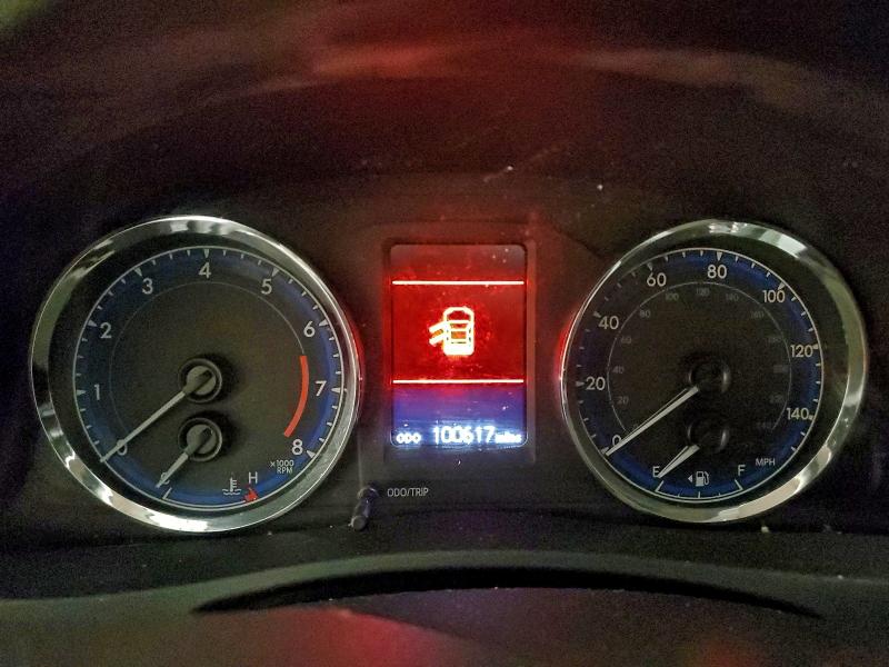 Фото 9 - TOYOTA COROLLA