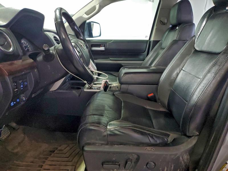 Фото 7 - TOYOTA TUNDRA