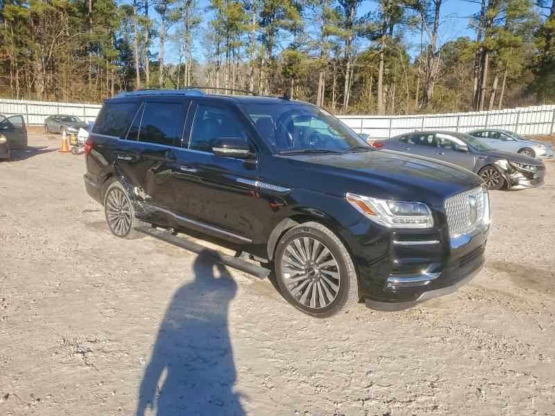 Фото 4 - LINCOLN NAVIGATOR