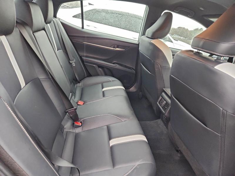 Фото 10 - TOYOTA CAMRY