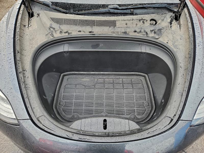 Фото 11 - TESLA MODEL 3