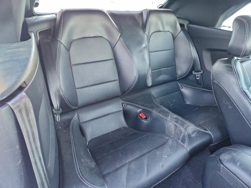 Фото 10 - FORD MUSTANG