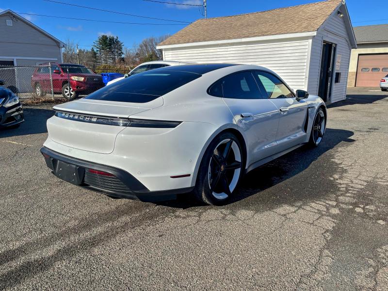 Фото 3 - PORSCHE TAYCAN