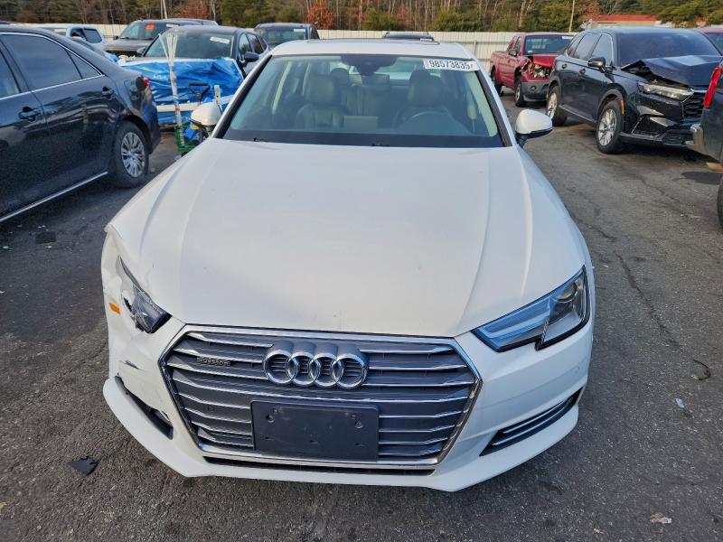 Фото 5 - AUDI A4