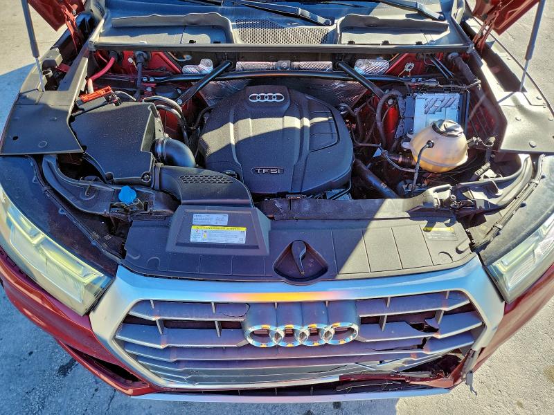 Фото 12 - AUDI Q5