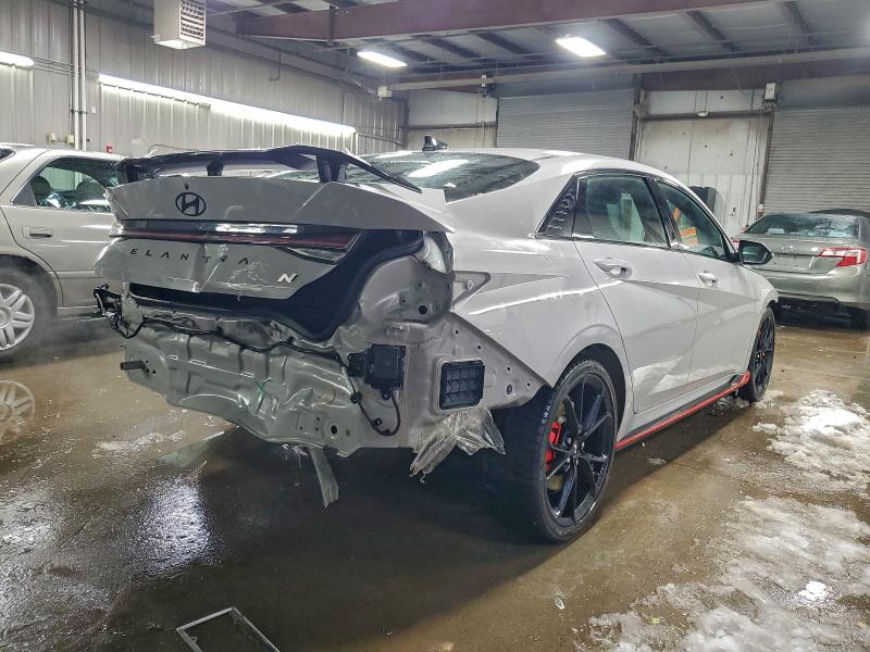 Фото 3 - HYUNDAI ELANTRA