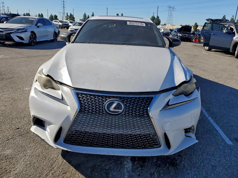 Фото 5 - LEXUS IS