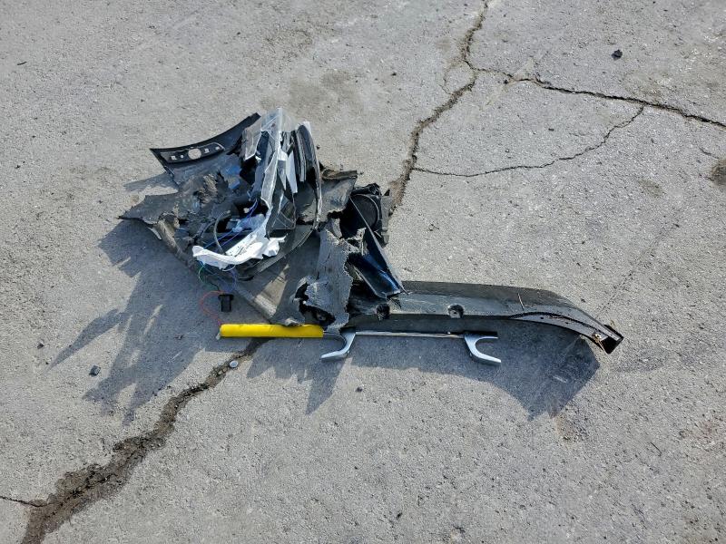 Фото 12 - CHEVROLET CAMARO