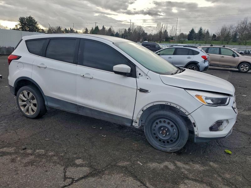 Фото 4 - FORD ESCAPE