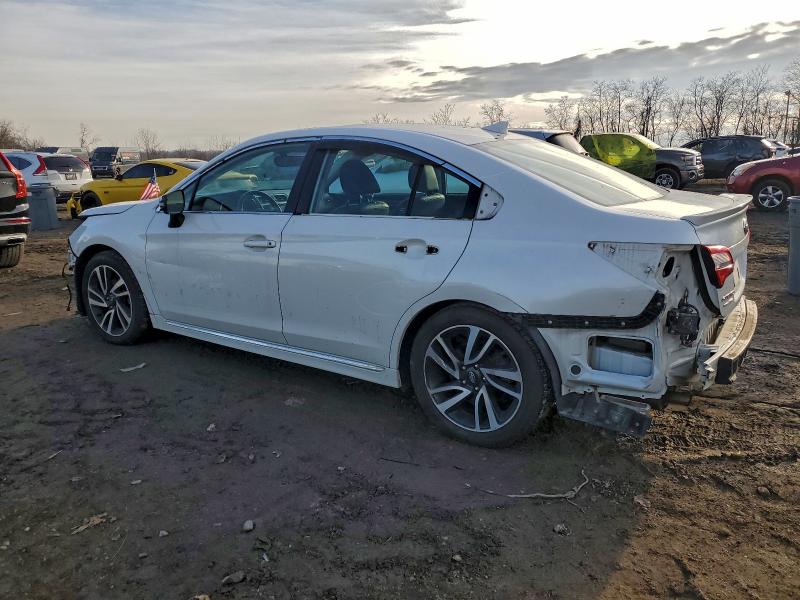 Фото 2 - SUBARU LEGACY