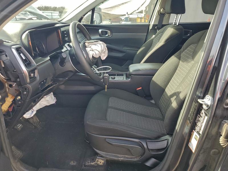 Фото 7 - KIA SORENTO