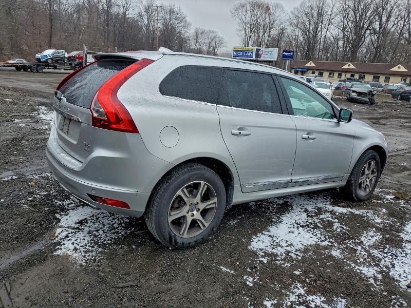 Фото 3 - VOLVO XC60