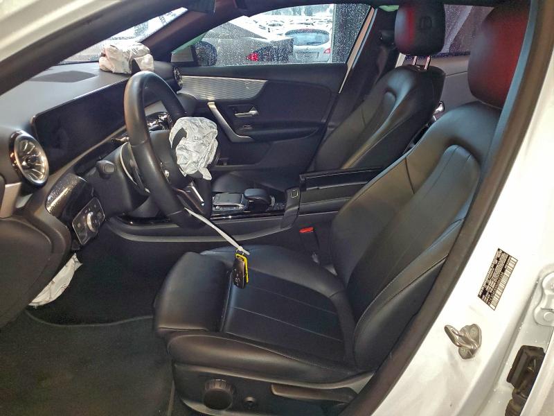 Фото 7 - MERCEDES-BENZ A-CLASS