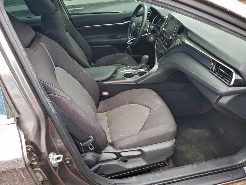 Фото 7 - TOYOTA CAMRY