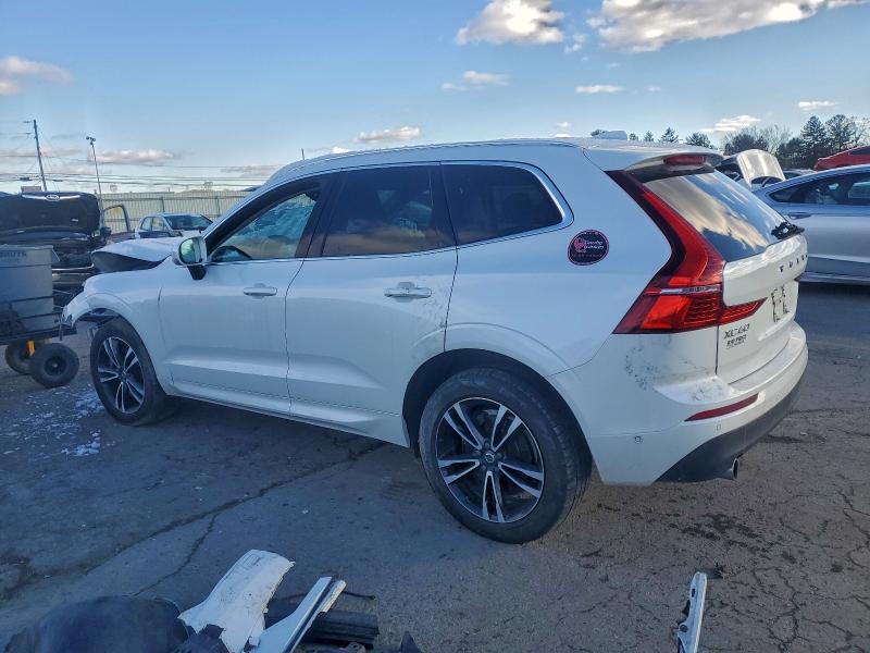 Фото 2 - VOLVO XC60
